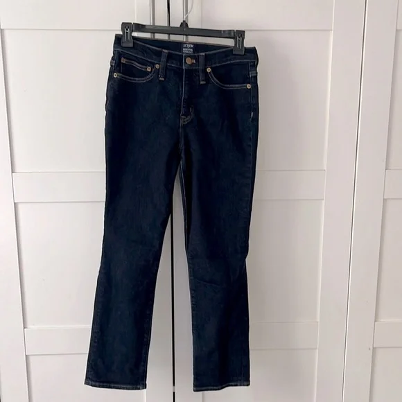 🎉 BOGO! 2/$12! J. Crew Essential Straight Jeans - Picture 1 of 7